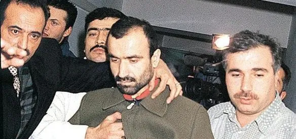 1990 yılında öldürülen gazeteci Çetin Emeç'i vurduğu belirlenen İslami Hareket Örgütü'nün ''tim sorumlusu'' İrfan Çağırıcı, İstanbul'da yakalandı.