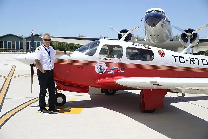 Kaçkar Dağları'nın zirvesine düşen uçağın pilotu 57 yaşındaki emekli elektrik mühendisi ve amatör pilot Mehmet Demirci (AA)