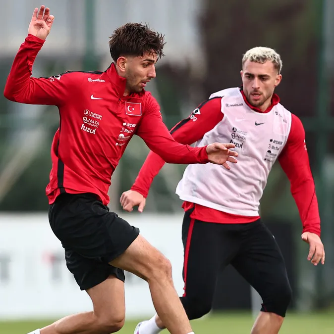 2 futbolcu idmanda yok!