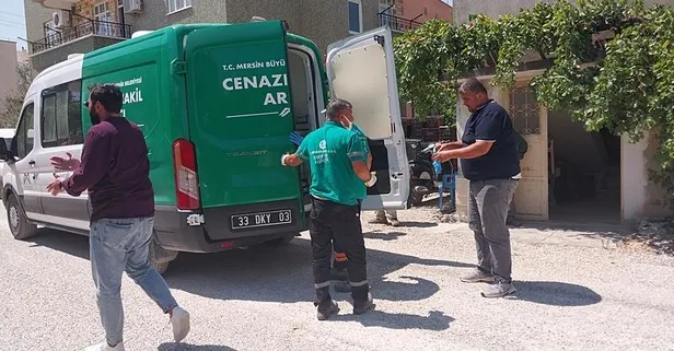 Mersin'de aile faciası! Annesini bıçaklayarak öldürdü