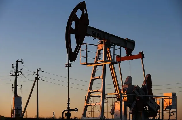 OPEC+ anlaşmasıyla petrol 49 doları aştı