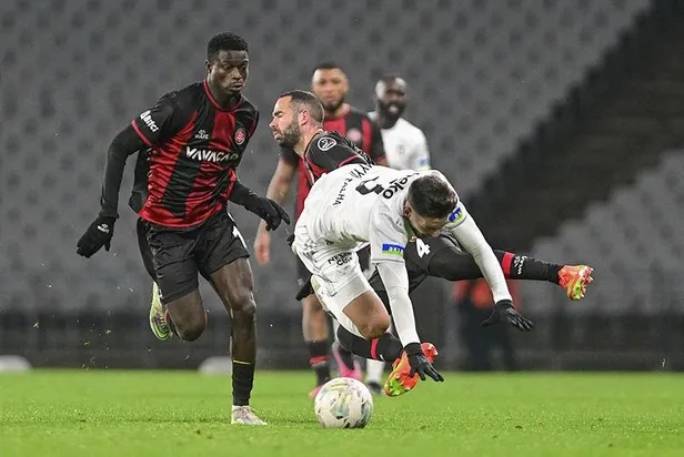 Olimpiyat'ta puanlar bölüşüldü! Fatih Karagümrük 1-1 Beşiktaş (MAÇ SONUCU-ÖZET)-2