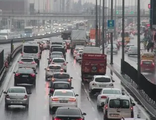 İstanbul’da trafik kilit! Yüzde 80’e dayandı!