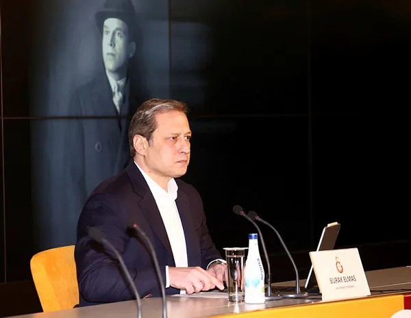 son-dakika-galatasaray-baskani-burak-elmastan-mhknin-hakem-karariyla-ilgili-flas-sozler-kulupler-birliginin-ad-1647434401122.jpg SON DAKİKA! Galatasaray Başkanı Burak Elmas'tan MHK ve Kulüpler Birliği hakkında şok sözler: Çıkarız...-6