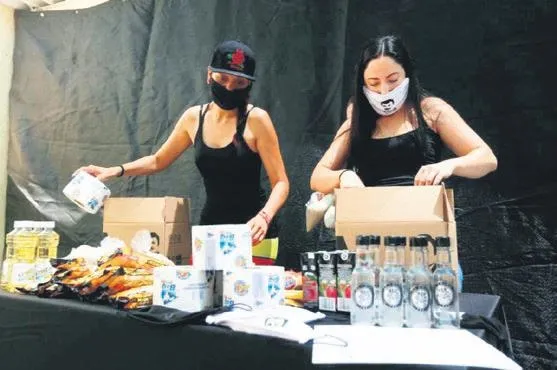 Meksika ekonomisi zorda! Uyuşturucu baronu “El Chapo” Guzman’ın kızı halka yardım yapmaya başladı...-3