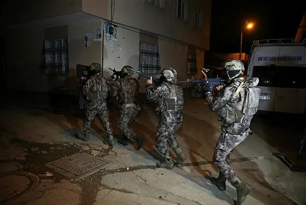 SON DAKİKA: Adana merkezli 3 ilde terör örgütü PKK/KCK'ya şafak operasyonu-4