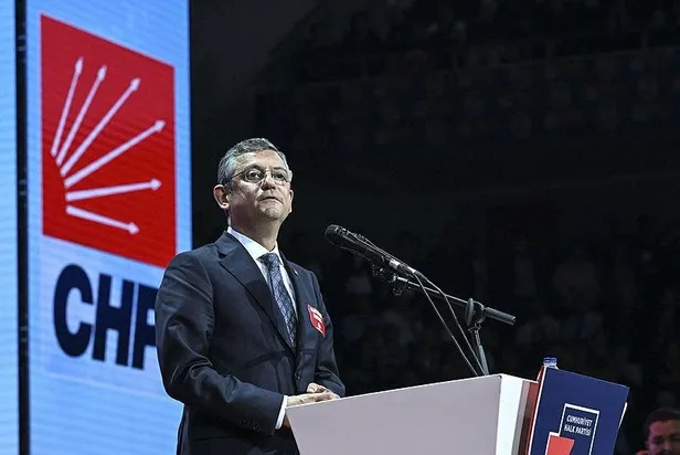 ekremcilerden-buyuk-baski-ilk-turda-tavsan-aday-ozgur-ozele-boyun-egen-kemal-kilicdaroglu-adayliktan-cekiliyor-1699137442512.jpeg Ekremcilerden büyük baskı! İlk turda tavşan aday Özgür Özel'e boyun eğen Kemal Kılıçdaroğlu adaylıktan çekiliyor iddiası-3