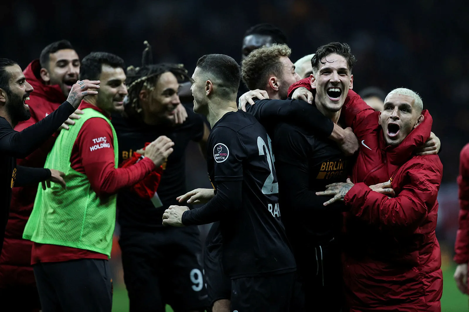 Galatasaray'da bek krizi çözülüyor! La Liga'dan gelecek - 2