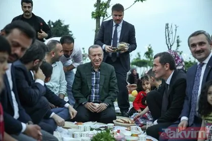 Başkan Erdoğan sahilde iftar saatini bekleyen vatandaşlarla buluştu