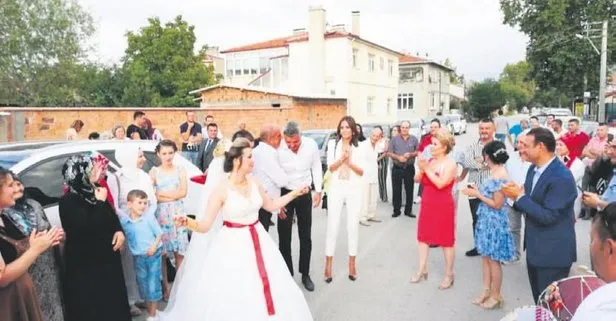 Emina Jahovic ve Sadettin Saran’dan düğün provası!