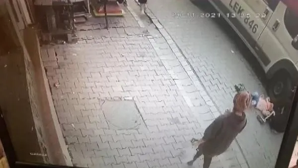 Esenyurt'ta korkunç olay! 5 yaşındaki Vedat Turgay okul servisinin altında kalarak hayatını kaybetti-5