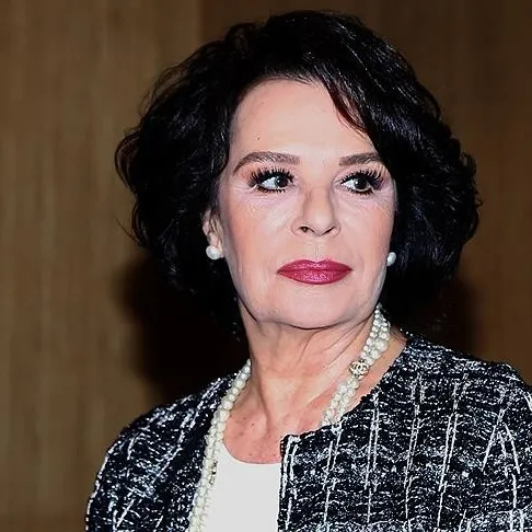 Ünlülerin bayram coşkusu