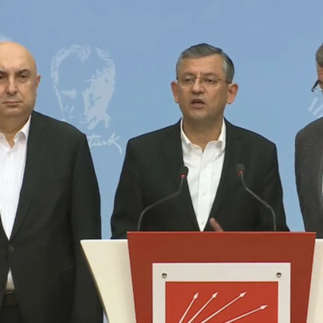 Son dakika: Kemal Kılıçdaroğlu aday olabilmek için bunu da yaptı! Kurmayları ile acil toplantısından çıkan karar: Tam yetki Kılıçdaroğlunun