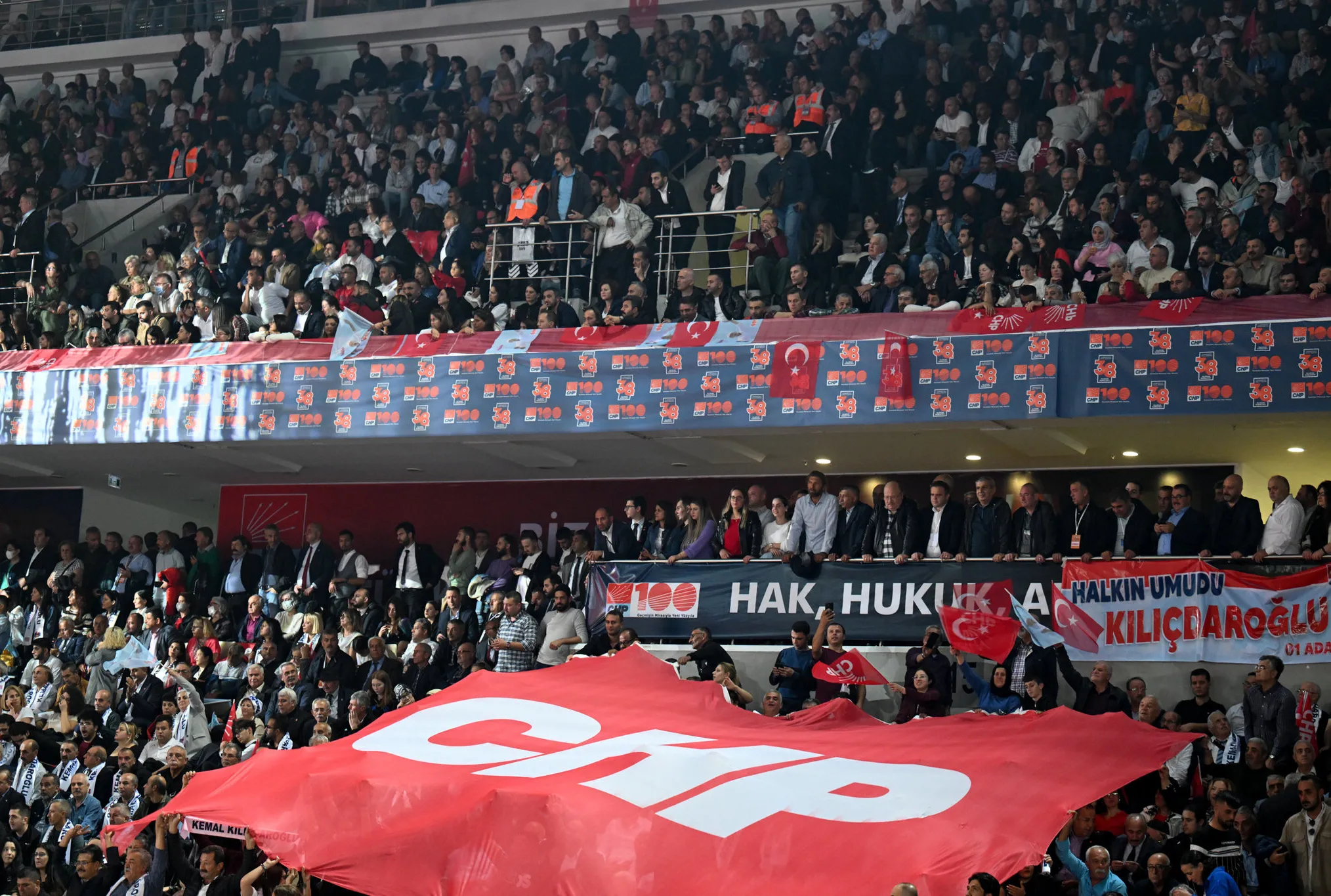 Şaibeli kurultay hakkında bomba ses kaydı!