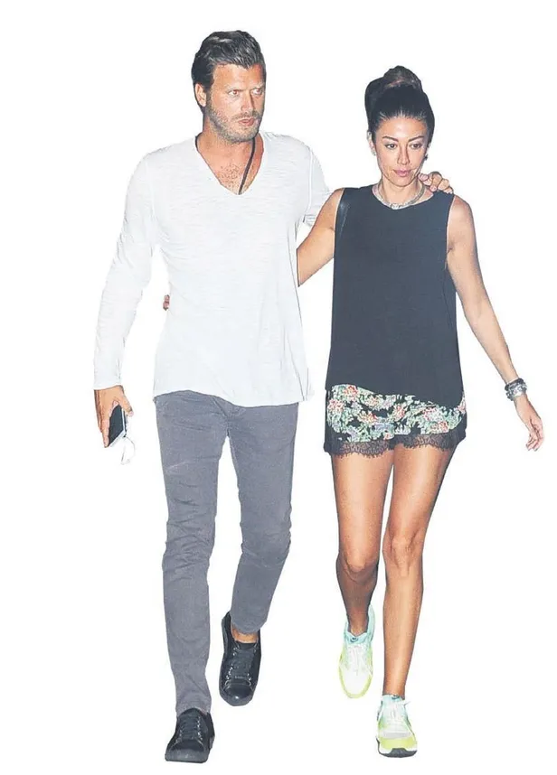 kivanc-emlak-1598481363033.jpeg Kıvanç Tatlıtuğ eşi Başak Dizer için Bodrum'da 12 milyon TL'ye villa aldı!-3