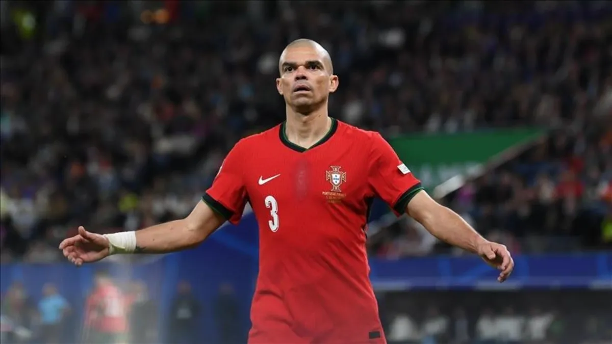 Pepe futbolu bıraktığını açıkladı