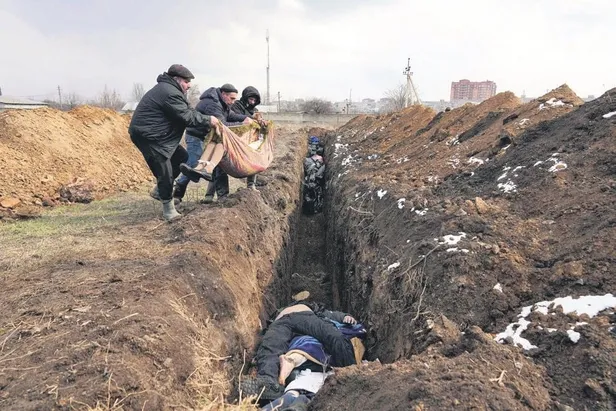 rusya-dogum-hastanesini-silah-deposu-bahanesiyle-yerle-bir-etti-3-olu-17-yarali-1646949955707.jpeg Rusya, doğum hastanesini silah deposu bahanesiyle yerle bir etti: 3 ölü 17 yaralı-5