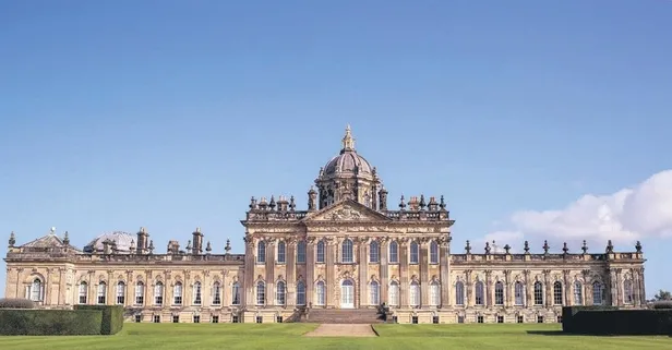 İngiliz Aristokrat Hon Simon Howard’ın adı taciz iddiasına karıştı: Şatosunda çocukları istismar etmekle suçlandı