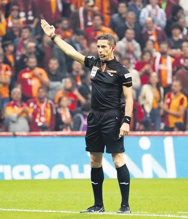 fenerbahcenin-rakibi-ingiliz-devi-aboubakarin-transferi-artik-cok-daha-zor-1672704733576.jpeg