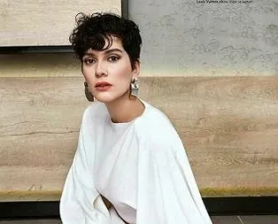 Bergüzar Korel sosyal medyadan Evinizde kalın çağrısı yaptı