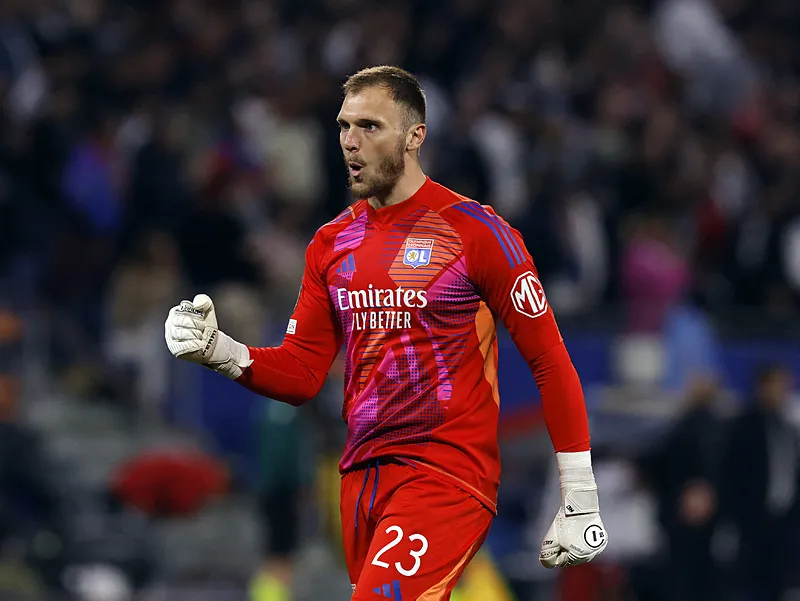 Fenerbahçe'den Galatasaray'a dev çalım! Transfer için imza an meselesi - 23