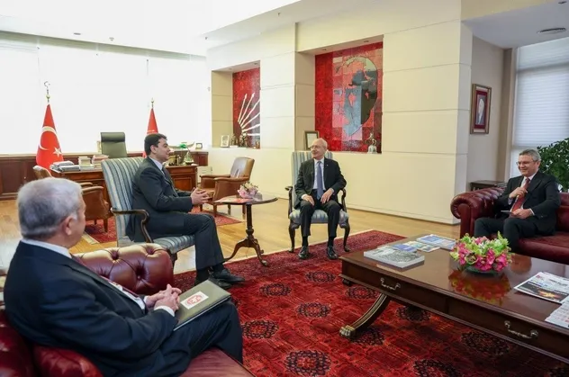 Kemal Kılıçdaroğlu, ittifakın temeline dinamit koyan Gültekin Uysal ile görüştü