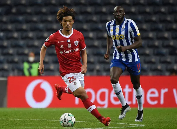 fenerbahcenin-istedigi-hidemasa-moritanin-dikkat-ceken-istatistigi-hucumda-yok-savunmada-var-1629979782420.jpg Fenerbahçe'nin istediği Hidemasa Morita'nın dikkat çeken istatistiği! Hücumda yok, savunmada var-3