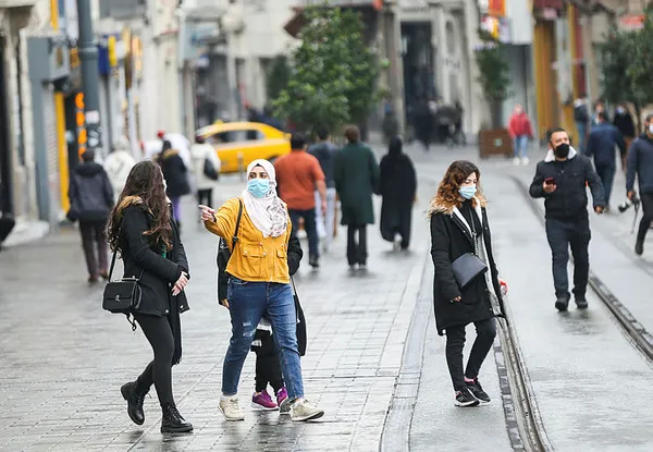 Bilim Kurulu üyesi Tevfik Özlü'den flaş sokağa çıkma yasağı açıklaması: 20 günü bulabilir-4