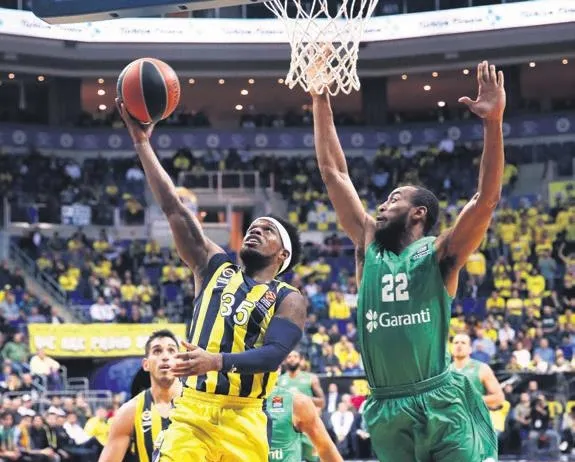 Türk derbisi Fener’in