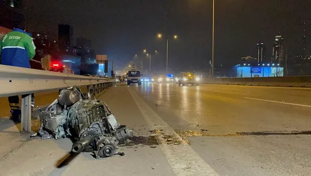 intihar-etmek-icin-evden-kactigi-iddia-edilen-17-yasindaki-genc-otomobille-feci-sekilde-kaza-yaparak-hayatini-1647483762544.jpeg İntihar etmek için evden kaçtığı iddia edilen 17 yaşındaki genç otomobille feci şekilde kaza yaparak hayatını kaybetti-4