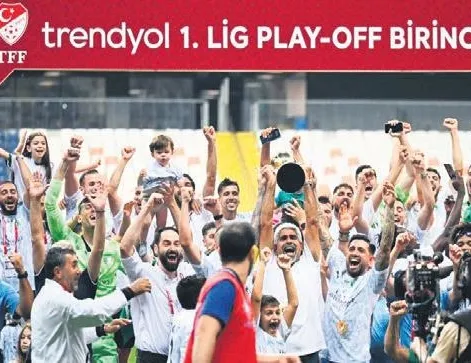 Aşk Bodrum’da yaşanıyor