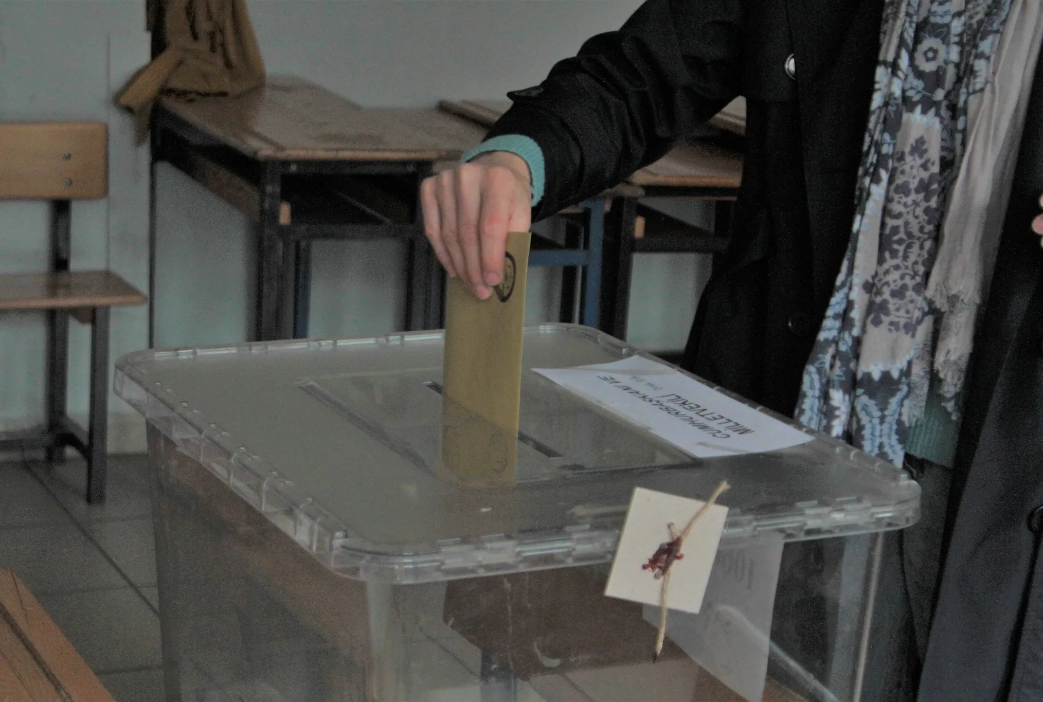 Sandık başında kalp krizi geçirdiler