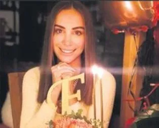 Çiçekli kutlama