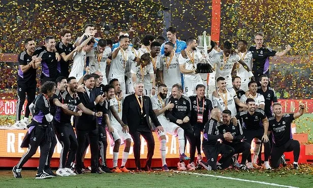 ispanya-kral-kupasini-finalde-osasunayi-yenen-real-madrid-kazandi-1683411818918.jpeg