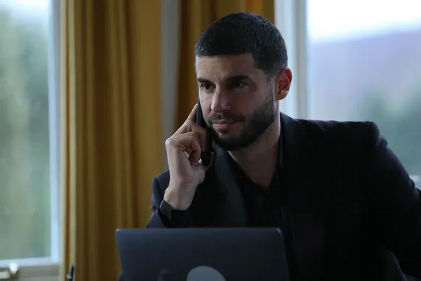 elif-umranin-planlarini-altust-edecek-bir-kucuk-gun-isigi-28-bolume-dair-detaylar-ortaya-cikti-iste-ipuclari-v-1680278075745.jpg Elif, Ümran’ın planlarını altüst edecek! Bir Küçük Gün Işığı 28. bölüme dair detaylar ortaya çıktı! İşte ipuçları ve yeni bölümden kareler...-5