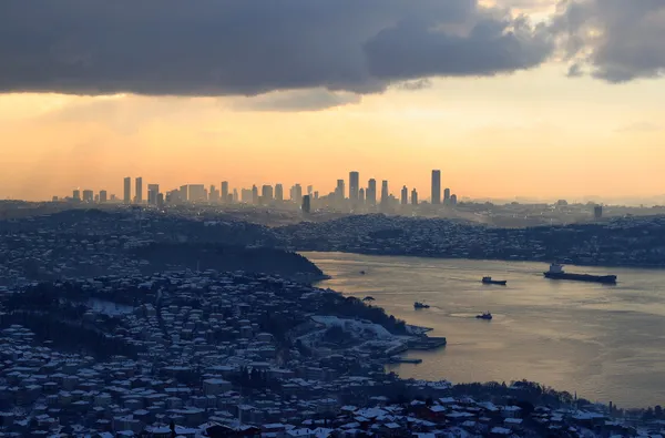 son-dakika-istabulda-kar-yagacak-mi-istanbulda-kar-yagisi-tekrar-basladi-19-ocak-hava-durumu-1611053980381.jpg SON DAKİKA: İstabul'da kar yağacak mı? İstanbul'da kar yağışı tekrar başladı! 19 Ocak hava durumu-5