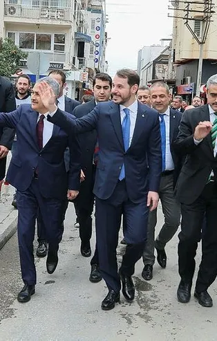 Bakan Albayrak Nazilli Belediyesi'ni ziyaret etti
