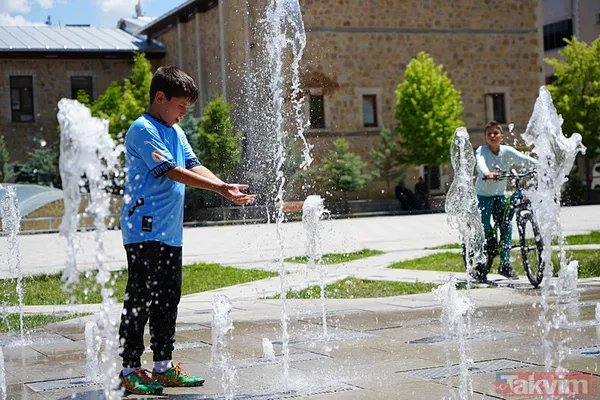 Gök gürültülü sağanak geliyor! 30 il alarmda: 36 derecede yağmur ve fırtına etkili olacak! Ankara, Elazığ, Bolu... - 12
