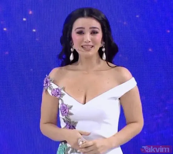 Mehmet Ali Erbil'in gözdesi Çarkıfelek'in efsane hostesiydi! Emel Özkızıltaş değişimiyle görenleri şaşırttı işte Hostes Emel'in son hali - 2