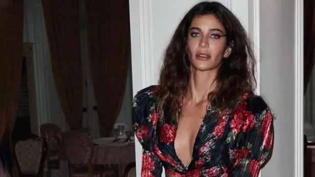 Berrak Tüzünataç cinsel içerikli film itirafını uluorta yaptı sosyal medya sallandı! 'Yetişkin içerikli filmler' diye başladı sonra da...-7