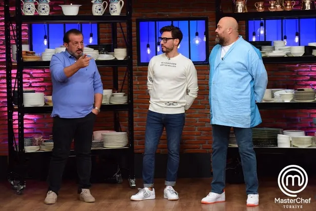 Masterchef'te el hareketi skandalı! 3 şefin ve TV 8 izleyicisinin gözü önünde çekti! Bunu da görmedik demeyiz-2