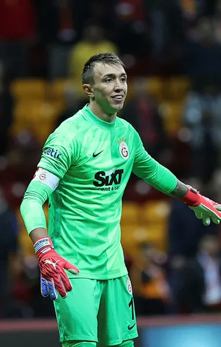 Fernando Muslera'nın son durumu ne? Aylar sonra bir ilk