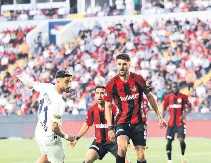 Antep kaçtı Paşa yakaladı