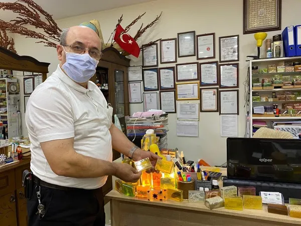 yalovada-uretiminde-24-ayar-altin-kullanilan-sabun-400-liradan-alici-buluyor-1606120167455.jpg