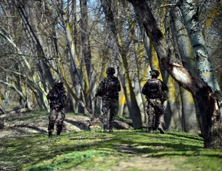 Son dakika: Özel Harekat Polisleri Meriç Nehri’ne indi! Yunan askerleri geri çekildi