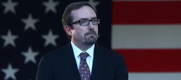 John Bass için gitme vakti geldi