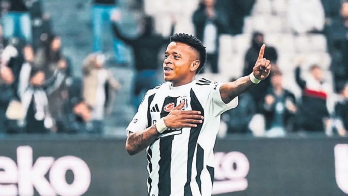 Beşiktaş’ın eski transferi Keny Arroyo Cruzeiro’ya transfer oldu