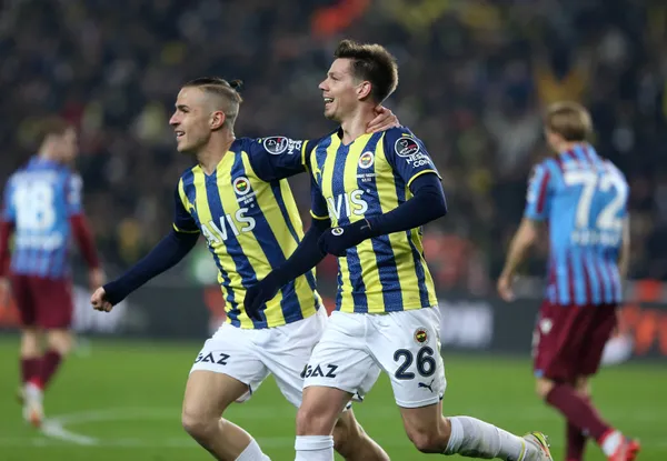 fenerbahceden-miha-zajc-karari-yonetim-elini-cabuk-tutuyor-1647076323497.jpg Fenerbahçe'den Miha Zajc kararı! Yönetim elini çabuk tutuyor-4