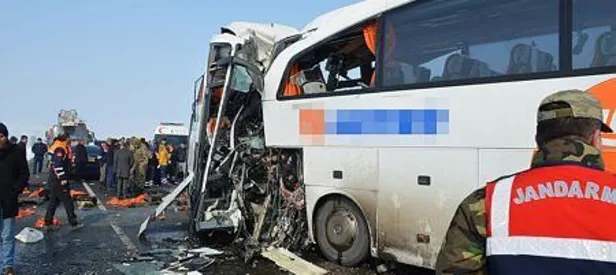 Iğdır'da feci kaza! ölü ve yaralılar var