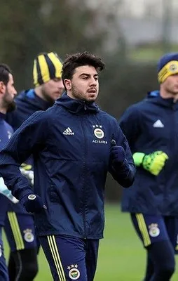 Aykut Kocaman'dan derbide dev sürpriz